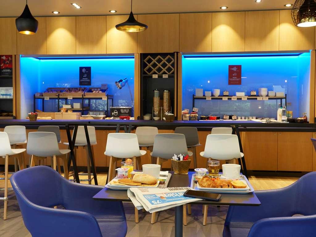 Ibis Archamps Porte De Geneve Ресторан фото
