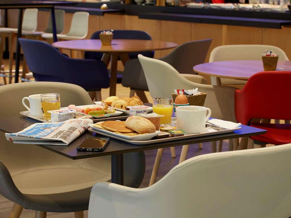 Ibis Archamps Porte De Geneve Ресторан фото
