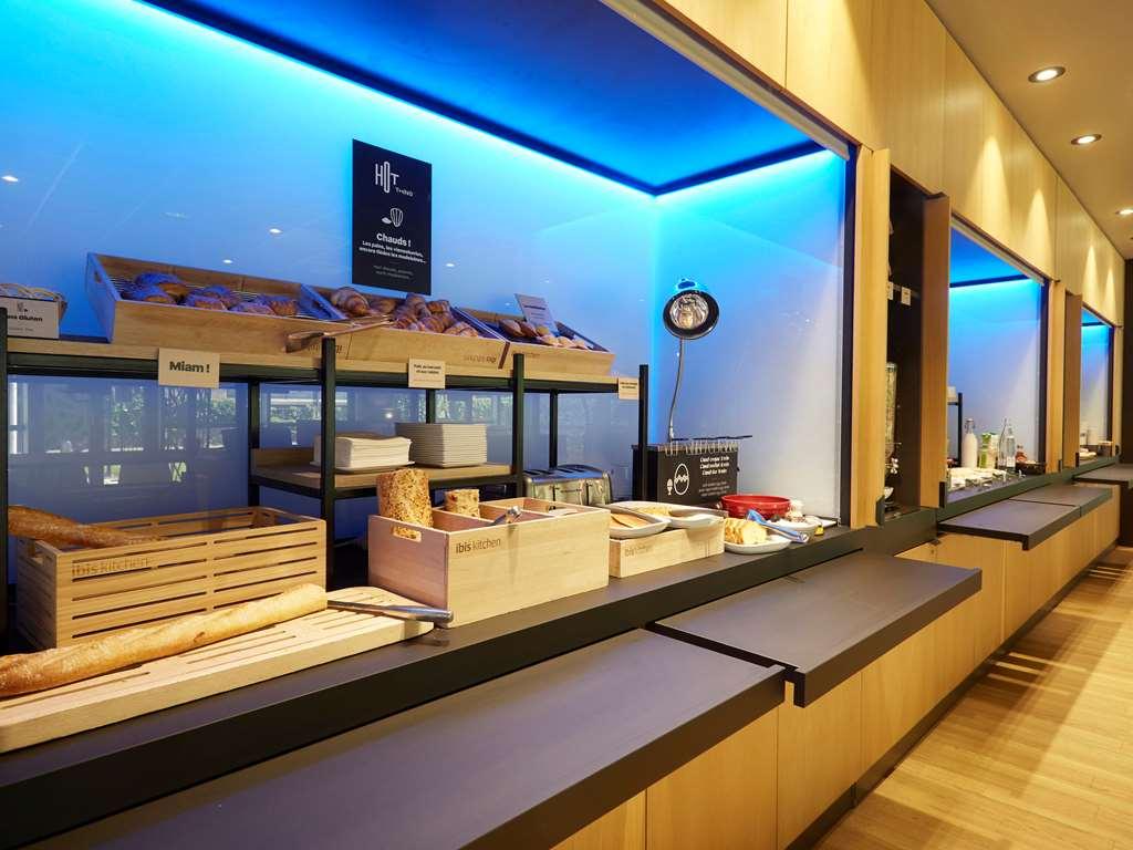 Ibis Archamps Porte De Geneve Ресторан фото