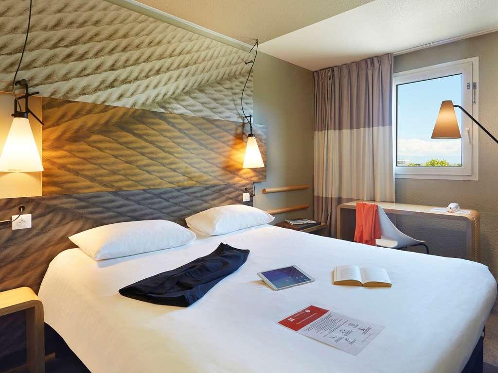 Ibis Archamps Porte De Geneve Номер фото