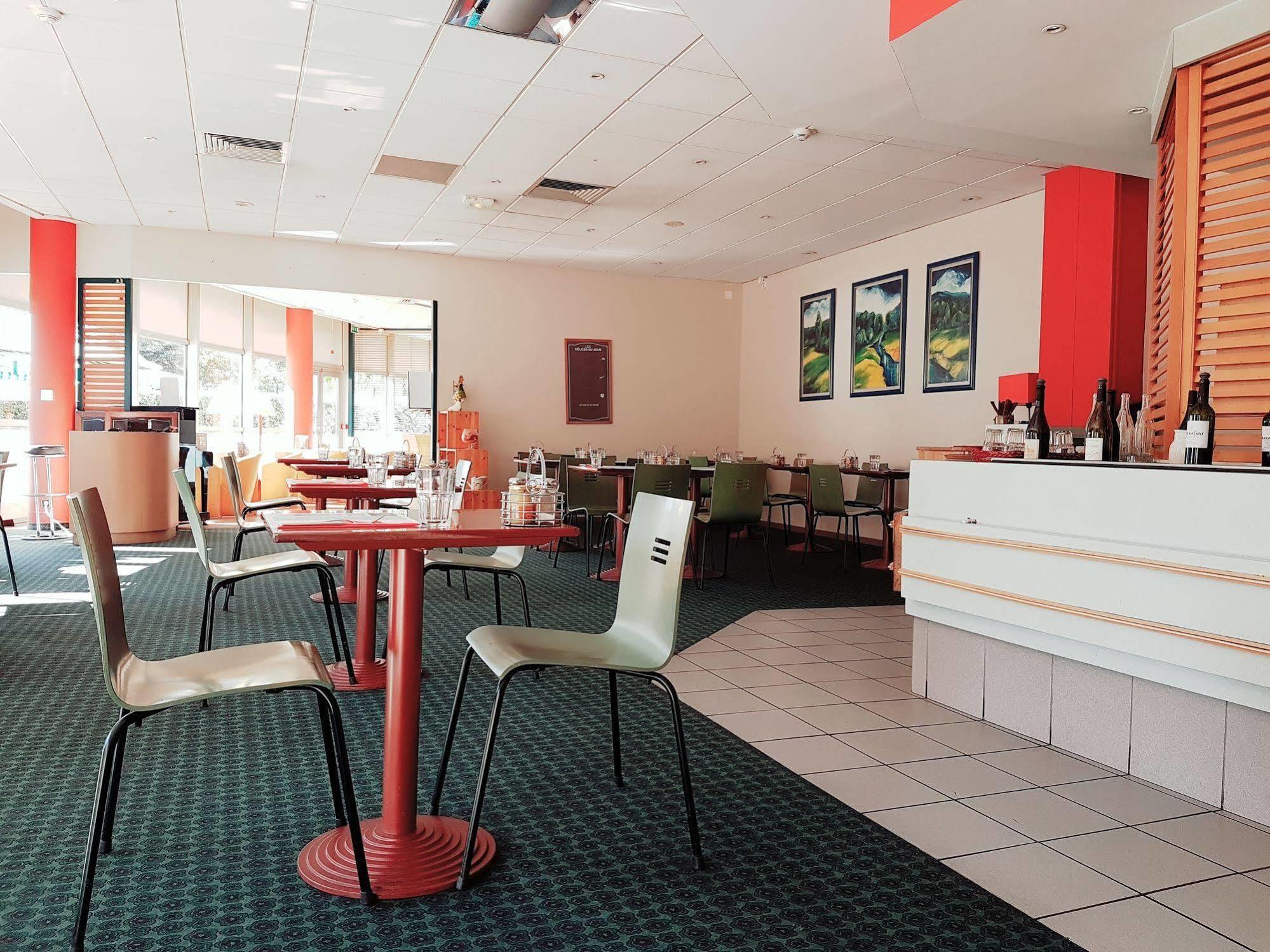 Ibis Archamps Porte De Geneve Экстерьер фото